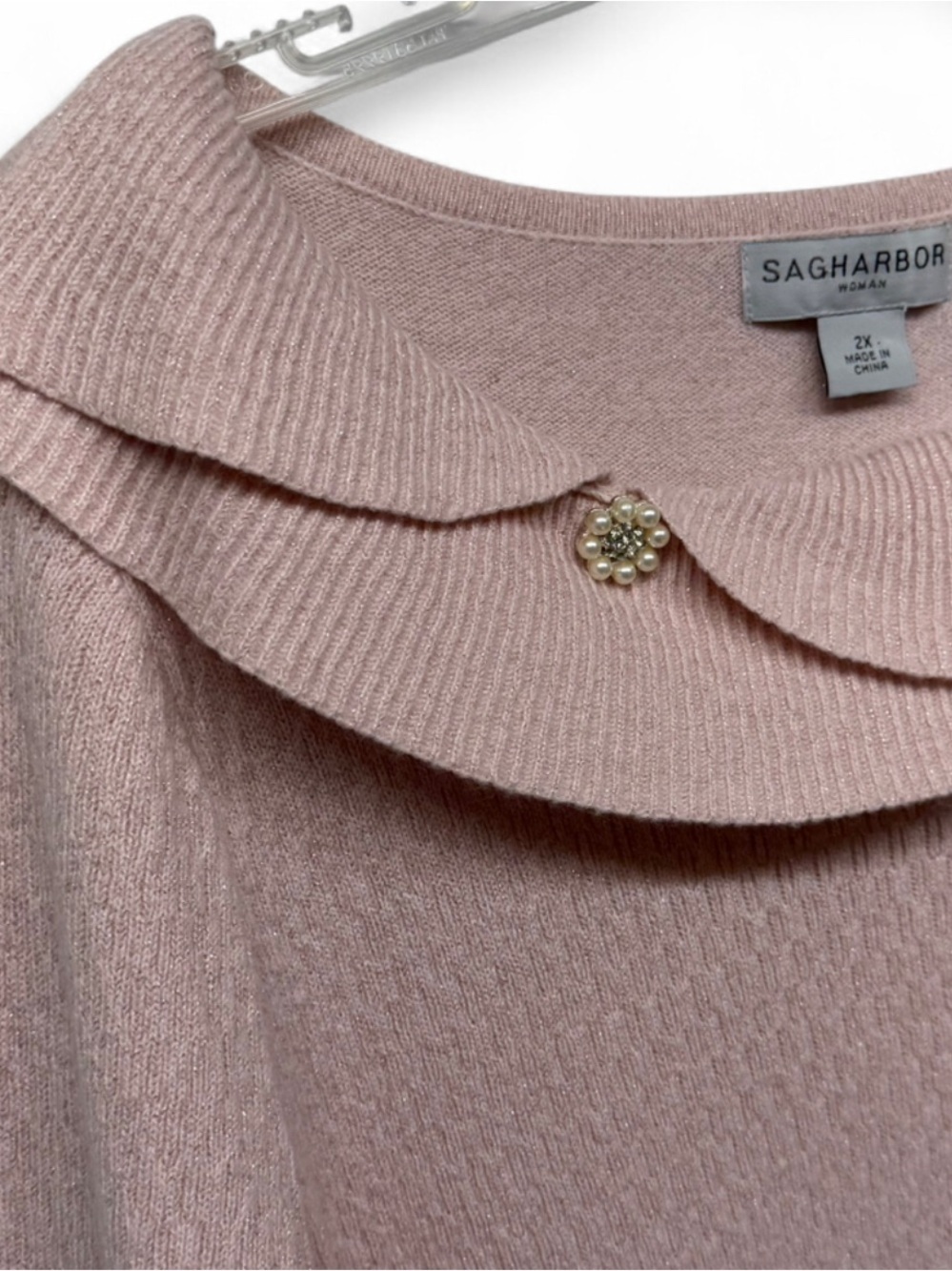 Sag Harbor Woman Pink Metallic Shimmer Portrait Collar Sweater Pearl Brooch 2X - Picture 3 of 6